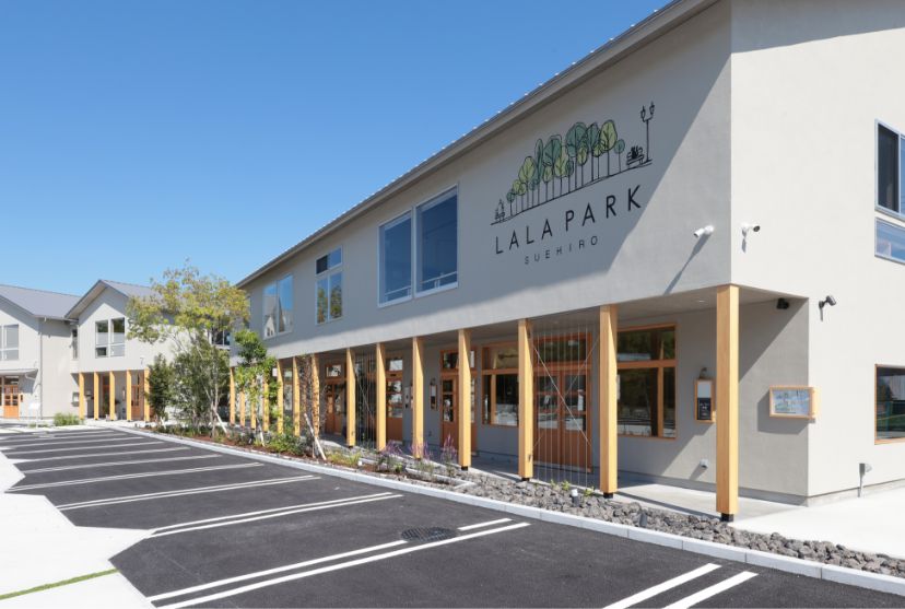 ララパークスエヒロ